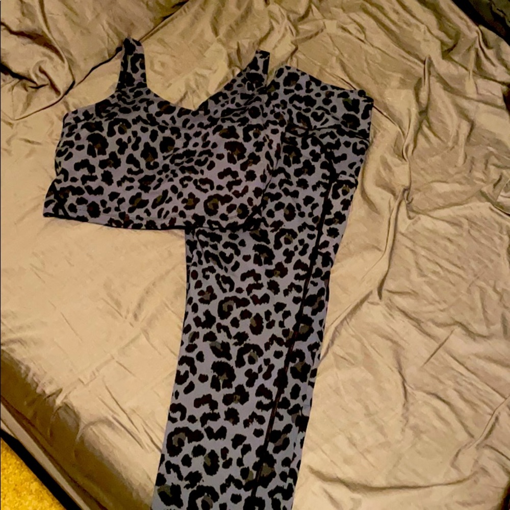 Grey and black cheetah print workout outfit